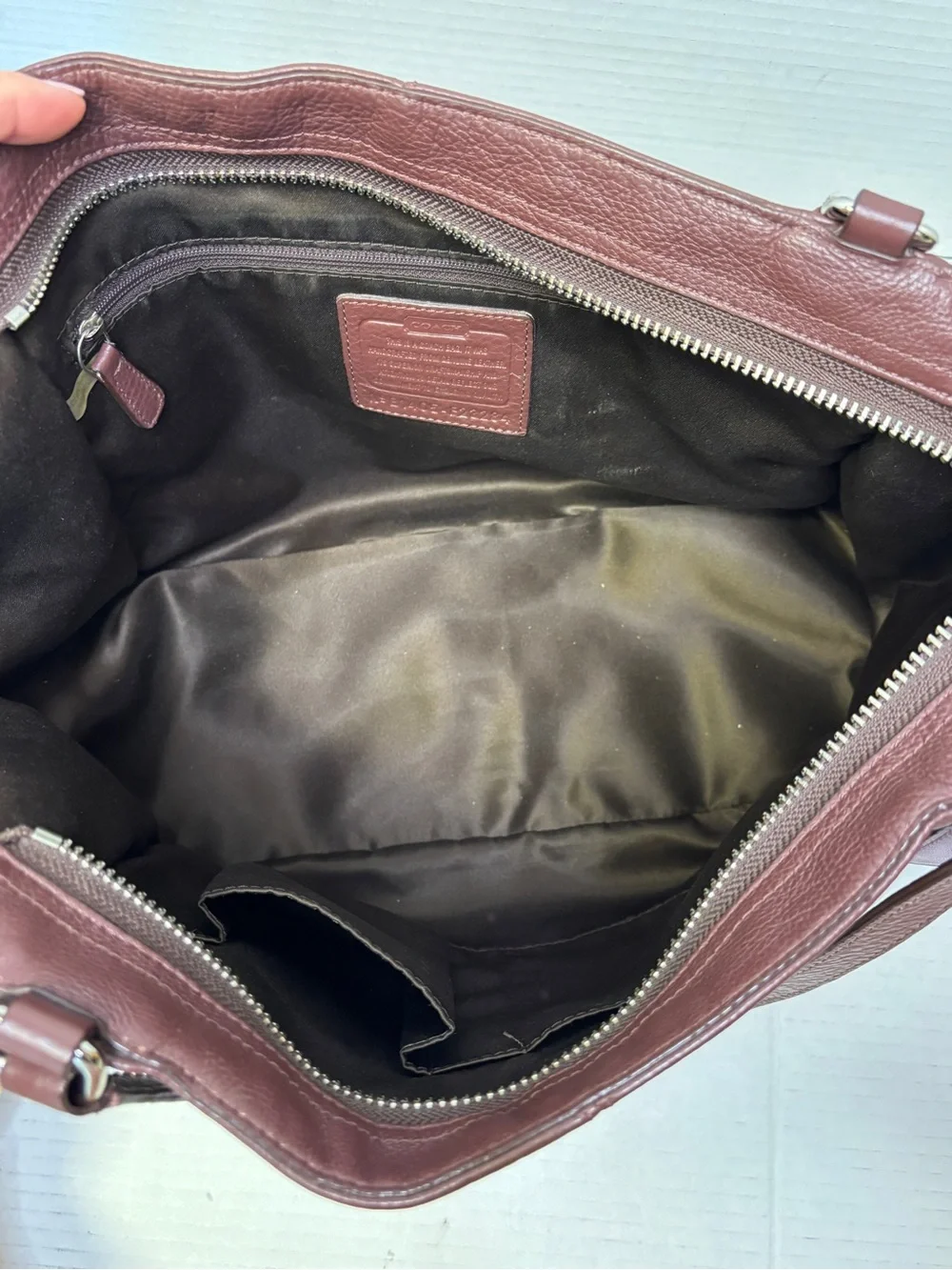 Coach Park Carrie Pebbled Leather Tote F23284 Brown Burgundy Hobo Bag